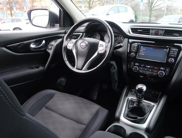 Nissan Qashqai  1.2 DIG-T Acenta