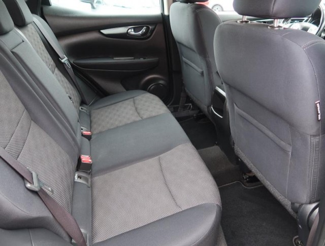 Nissan Qashqai  1.2 DIG-T Acenta