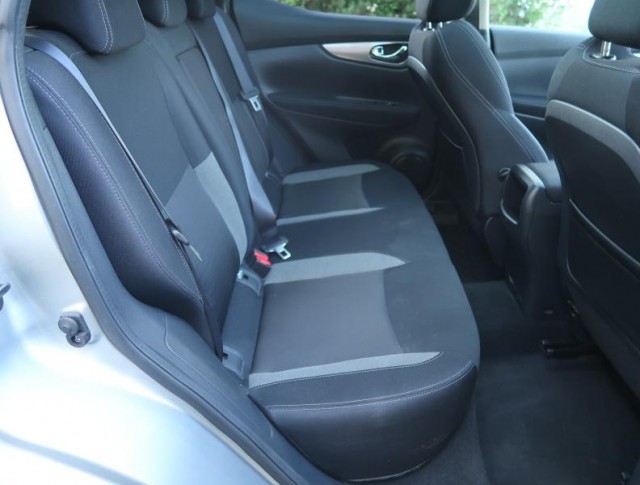 Nissan Qashqai  1.2 DIG-T 