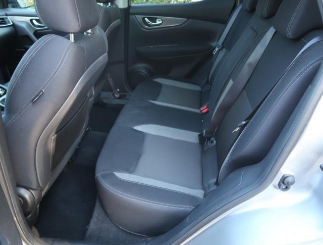 Nissan Qashqai  1.2 DIG-T 