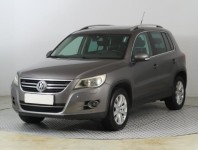 Volkswagen Tiguan  2.0 TSI 