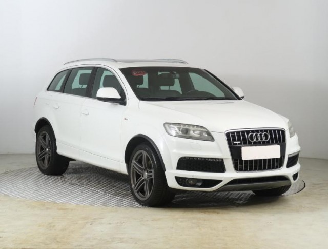 Audi Q7  3.0 TDI 
