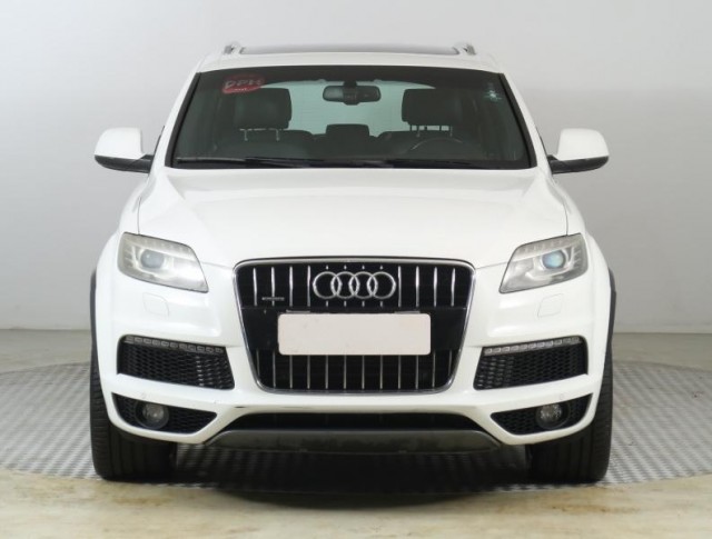 Audi Q7  3.0 TDI 
