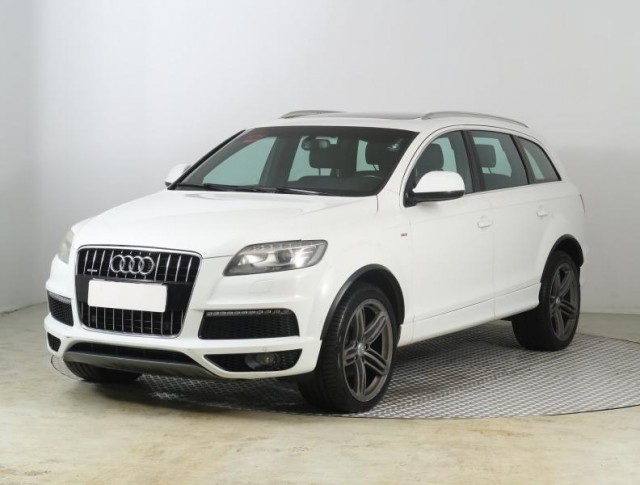 Audi Q7  3.0 TDI 