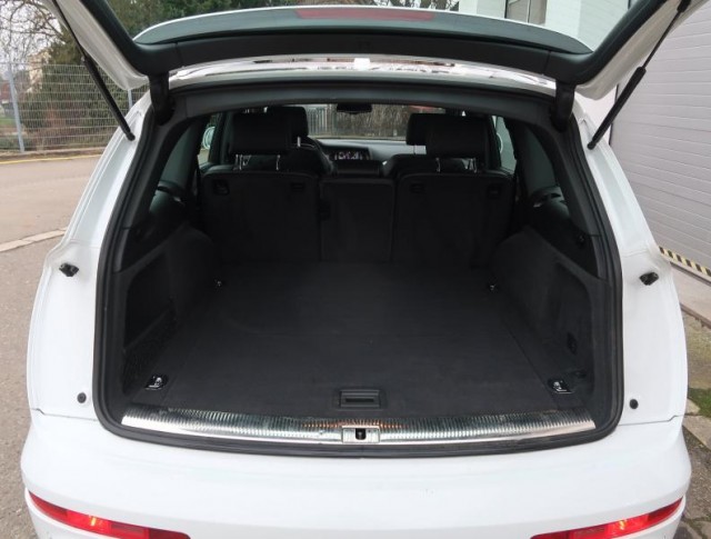 Audi Q7  3.0 TDI 