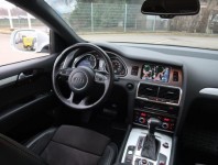 Audi Q7  3.0 TDI 