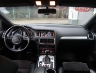 Audi Q7  3.0 TDI 