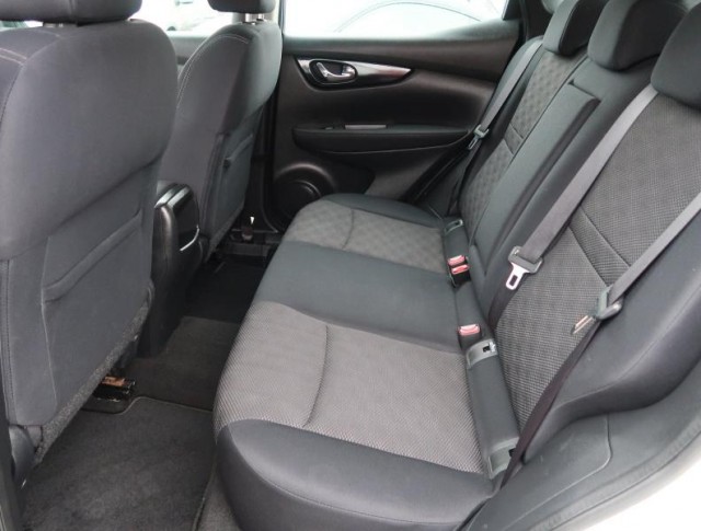 Nissan Qashqai  1.2 DIG-T Acenta