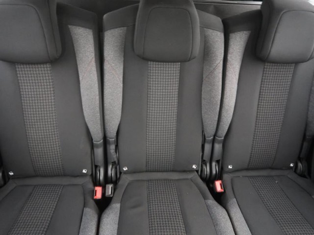 Peugeot 5008  1.6 BlueHDi 