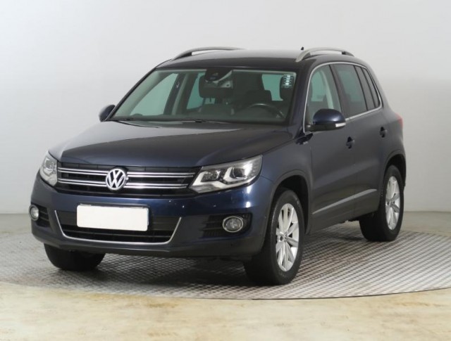 Volkswagen Tiguan  2.0 TSI 