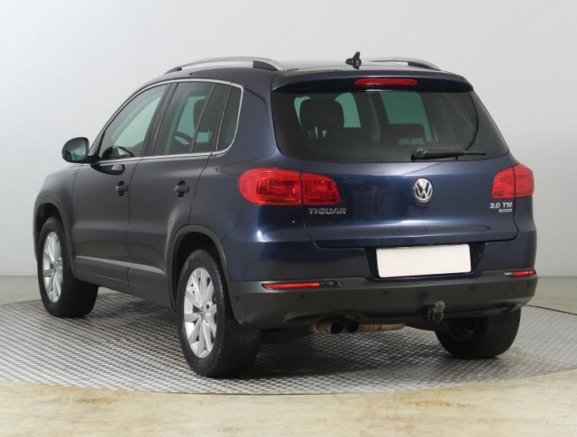 Volkswagen Tiguan  2.0 TSI 