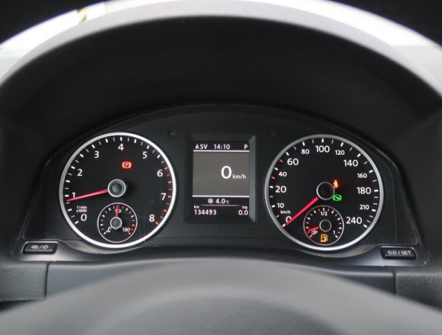 Volkswagen Tiguan  2.0 TSI 