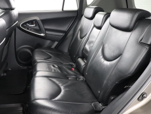 Toyota RAV 4  2.2 D-4D 