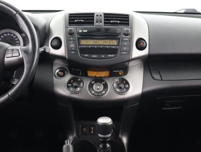 Toyota RAV 4  2.2 D-4D 