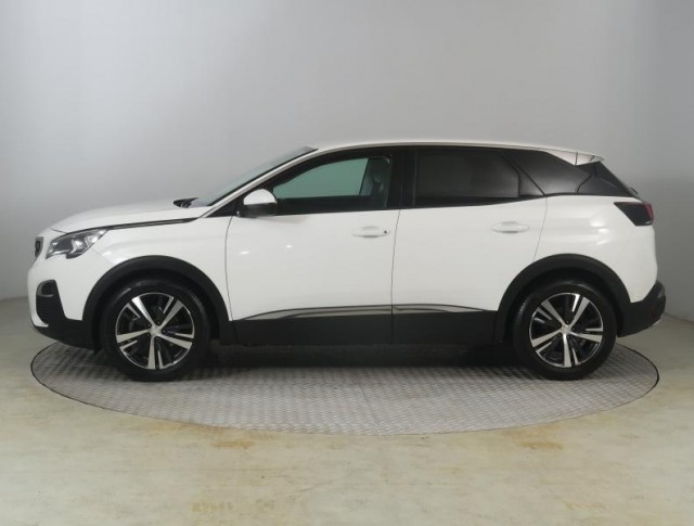 Peugeot 3008  1.2 PureTech Allure Pack