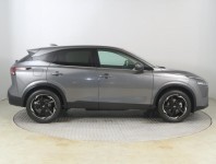 Nissan Qashqai  1.3 DIG-T MHEV 