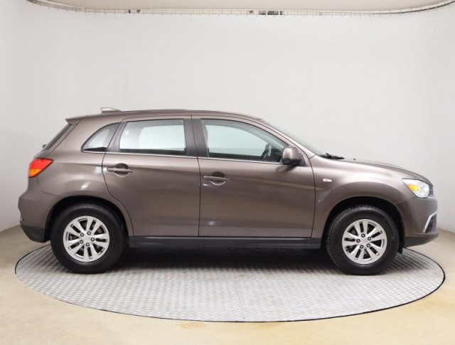 Mitsubishi ASX  1.6 MIVEC Invite