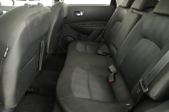 Nissan Qashqai  2.0 
