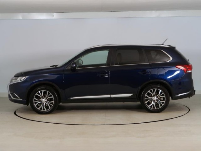 Mitsubishi Outlander  2.2 DI-D 