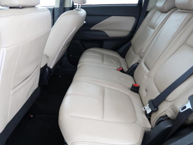 Mitsubishi Outlander  2.2 DI-D 