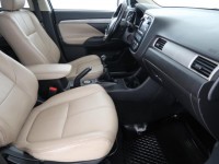 Mitsubishi Outlander  2.2 DI-D 