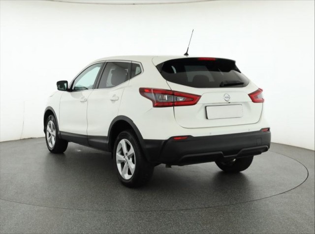 Nissan Qashqai  1.3 DIG-T 