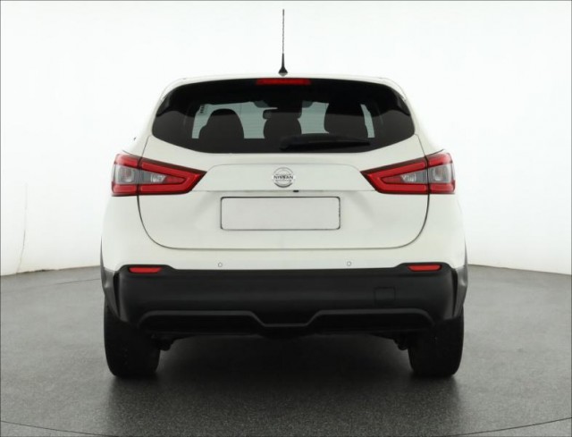 Nissan Qashqai  1.3 DIG-T 