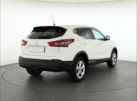 Nissan Qashqai  1.3 DIG-T 
