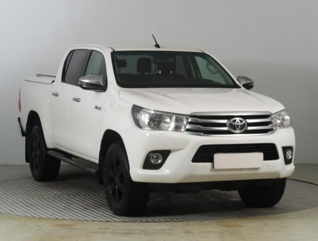 Toyota Hilux  2.4 D-4D 