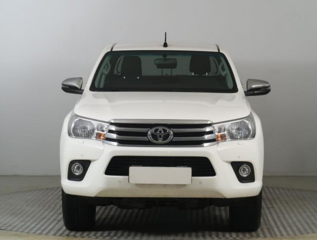 Toyota Hilux  2.4 D-4D 