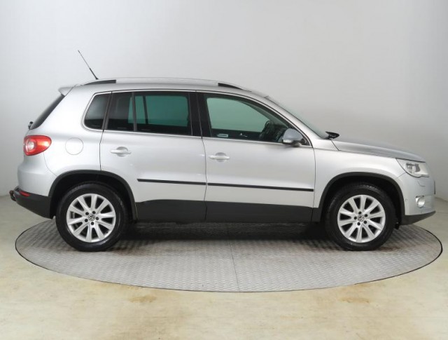 Volkswagen Tiguan  2.0 TDI 