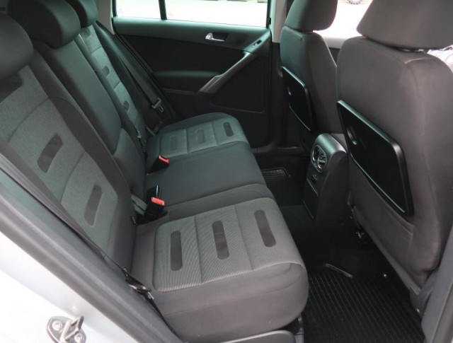 Volkswagen Tiguan  2.0 TDI 