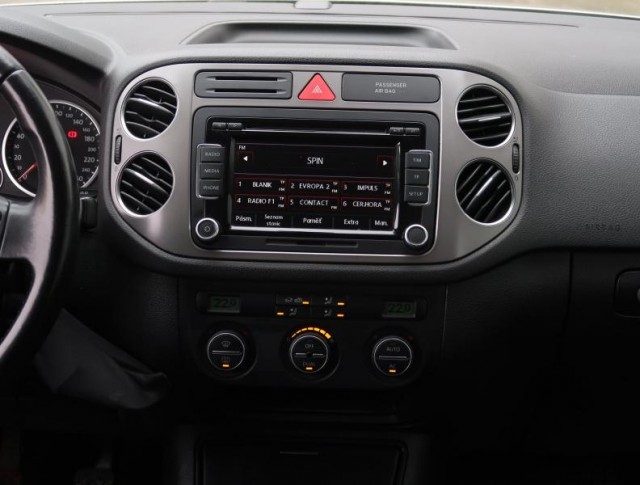 Volkswagen Tiguan  2.0 TDI 