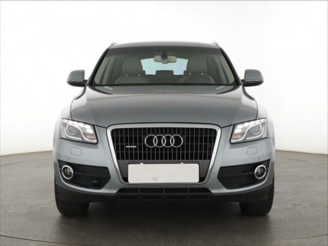 Audi Q5  2.0 TDI S line