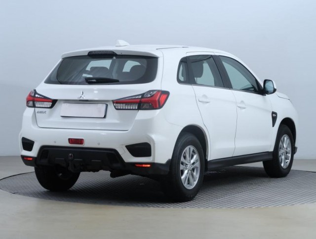 Mitsubishi ASX  2.0 MIVEC Invite