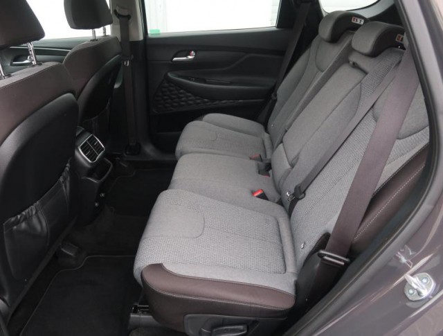 Hyundai Santa Fe  2.2 CRDi 