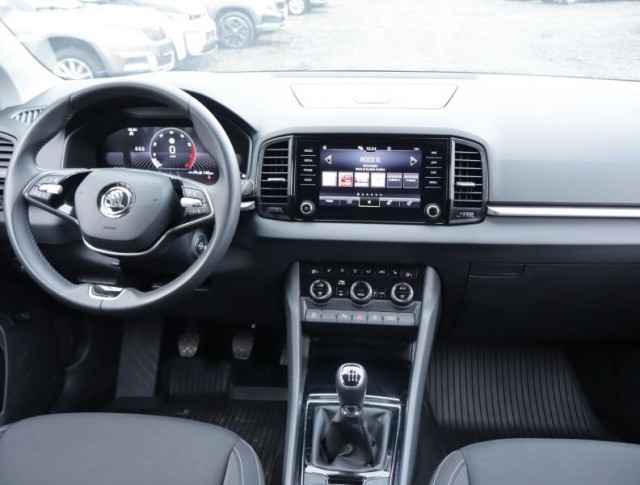 Škoda Karoq  1.5 TSI Fresh