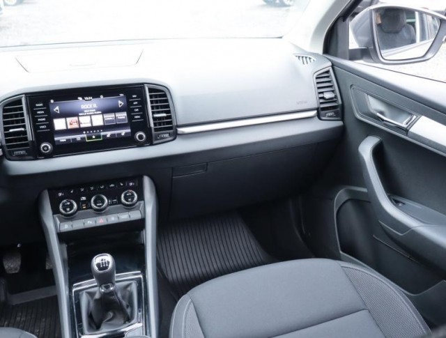 Škoda Karoq  1.5 TSI Fresh