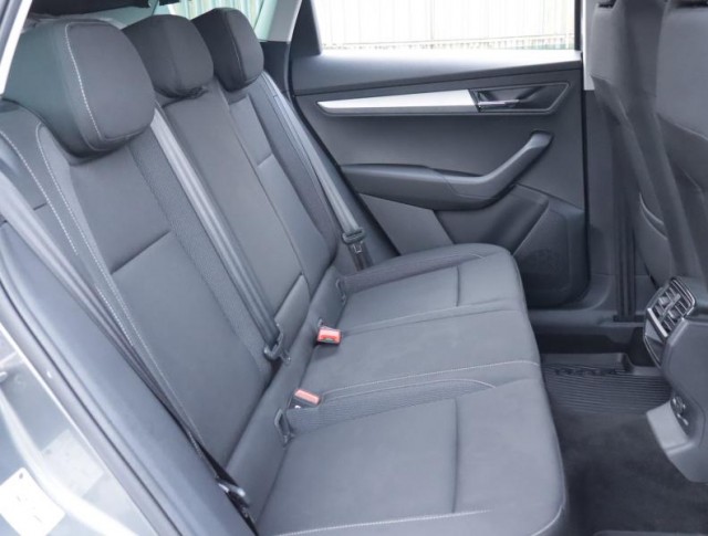 Škoda Karoq  1.5 TSI Fresh