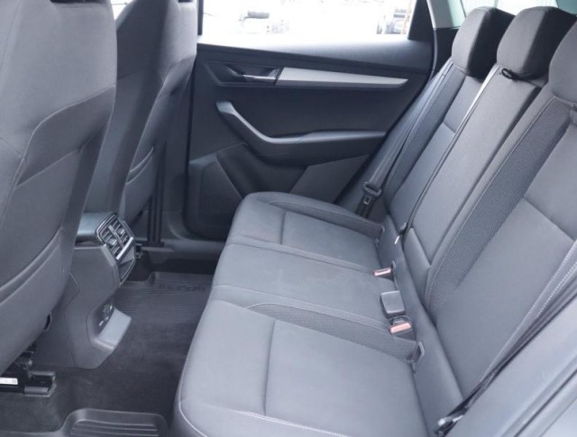 Škoda Karoq  1.5 TSI Fresh