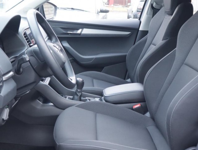 Škoda Karoq  1.5 TSI Fresh