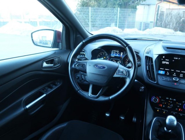 Ford Kuga  1.5 EcoBoost ST-Line