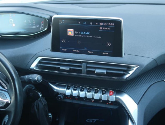 Peugeot 3008  1.2 PureTech Allure Pack