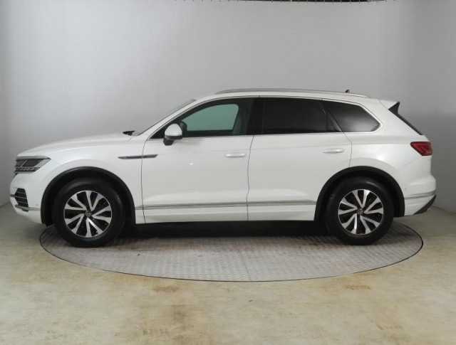 Volkswagen Touareg  3.0 TDI 