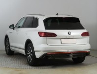 Volkswagen Touareg  3.0 TDI 