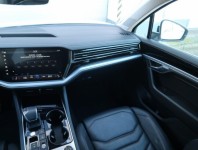 Volkswagen Touareg  3.0 TDI 