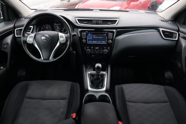 Nissan Qashqai  1.2 DIG-T 