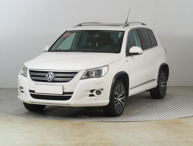 Volkswagen Tiguan  2.0 TSI R-Line