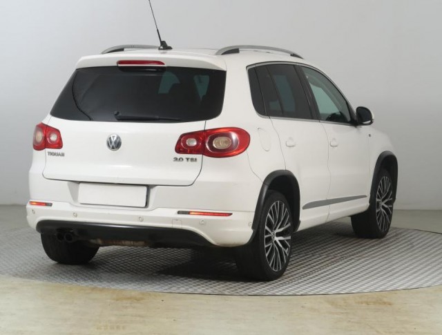 Volkswagen Tiguan  2.0 TSI R-Line