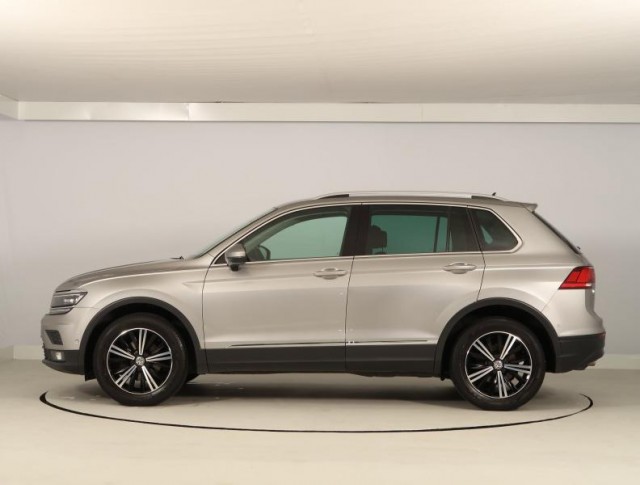 Volkswagen Tiguan  2.0 TDI 